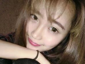 蓝雨照片,蓝雨映照下的浪漫时光